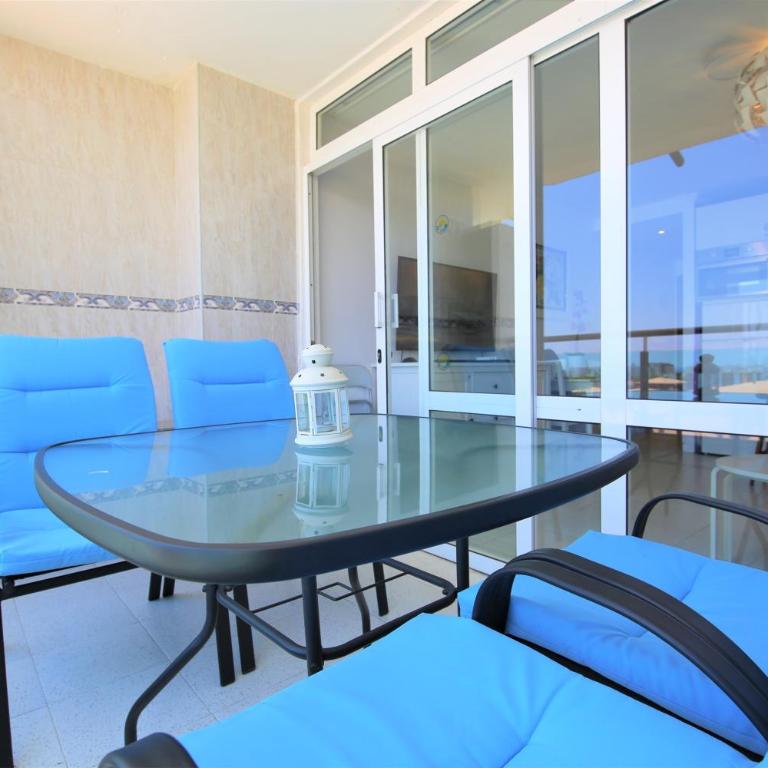 Central Apartment overlooking Yumbo centre with heated pool - Apartamento - 30