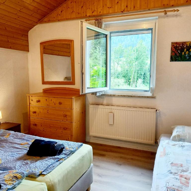Alie Gusta - Apartment mit Blick auf die Berge - 26