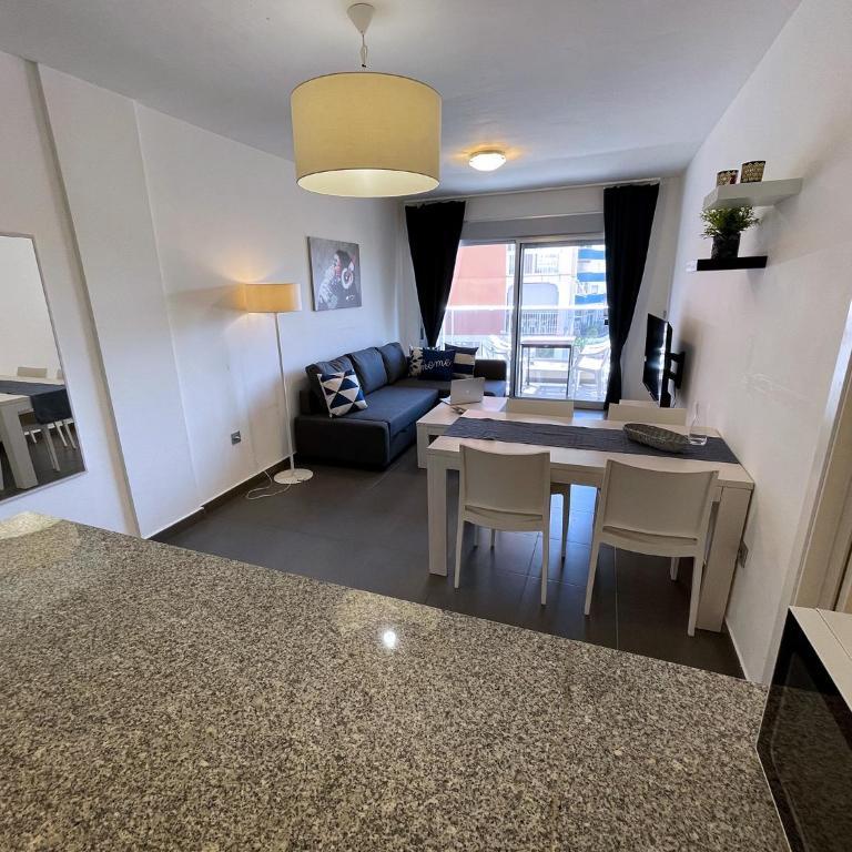 La Manga Beach Club Apartments - One-Bedroom Apartment - 15