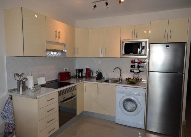 Nicole Playa Park - Two-Bedroom Apartment - 2