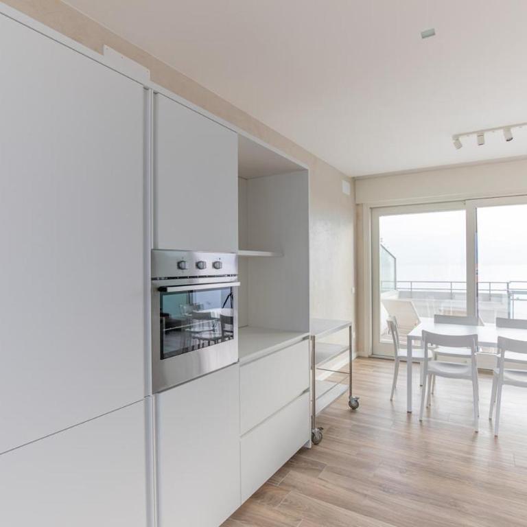Beachfront Penthouse with private parking - Apartment mit 3 Schlafzimmern - 13