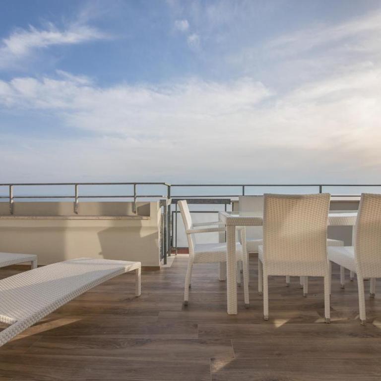 Beachfront Penthouse with private parking - Apartment mit 3 Schlafzimmern - 18