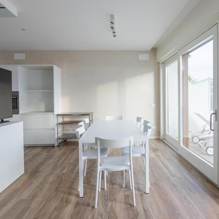 Beachfront Penthouse with private parking - Apartment mit 3 Schlafzimmern - 39