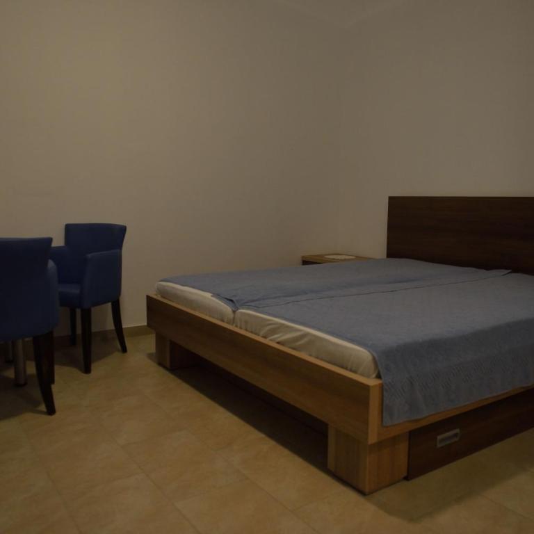Belvedere Apartments with Seaview - Deluxe Apartment - 2