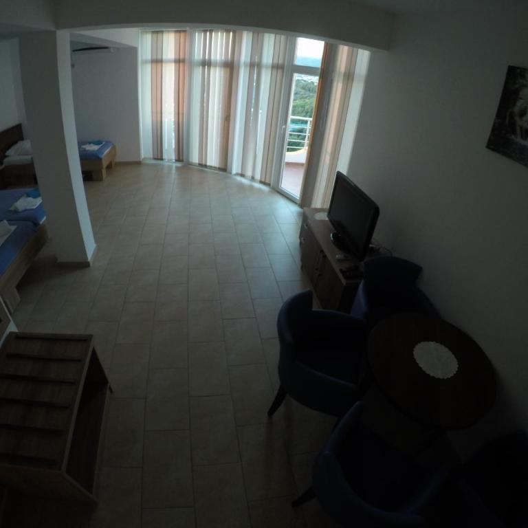 Belvedere Apartments with Seaview - Deluxe Apartment - 7