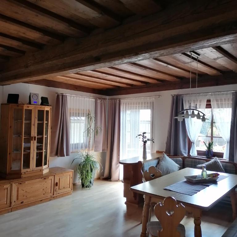 Haus Zedlacher - Apartment mit Blick auf die Berge - 9