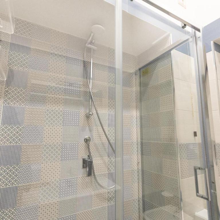 Napoli Museo bed and breakfast - Camera Matrimoniale con Bagno Privato - 18