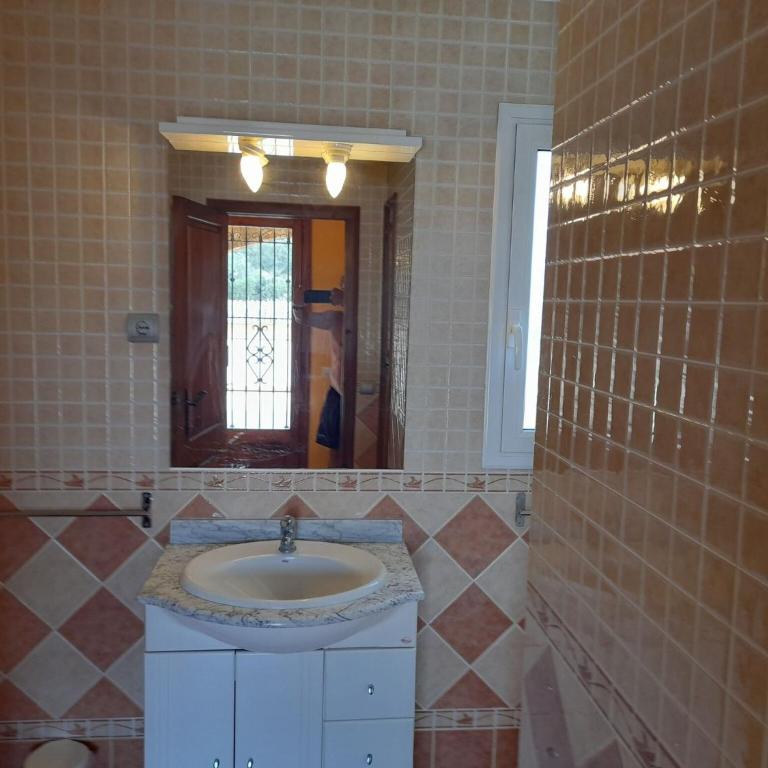 Pretty Villa with Sun Loungers - Villa de 4 dormitorios - 23
