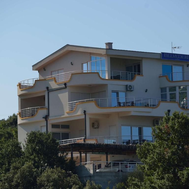 Belvedere Apartments with Seaview - Deluxe Apartment - 27