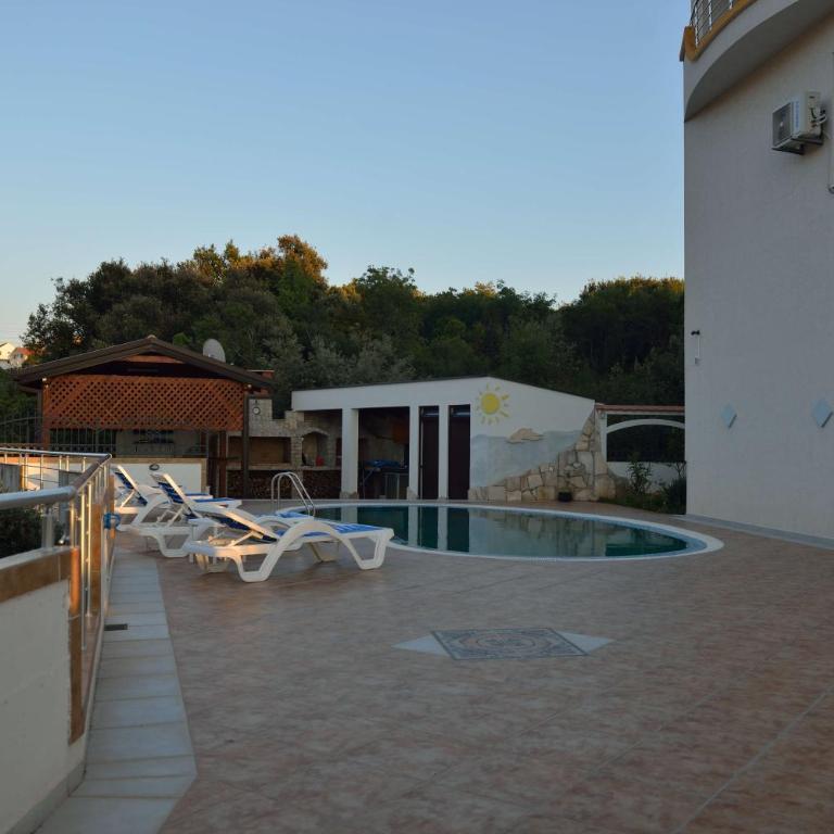 Belvedere Apartments with Seaview - Deluxe Apartment - 25