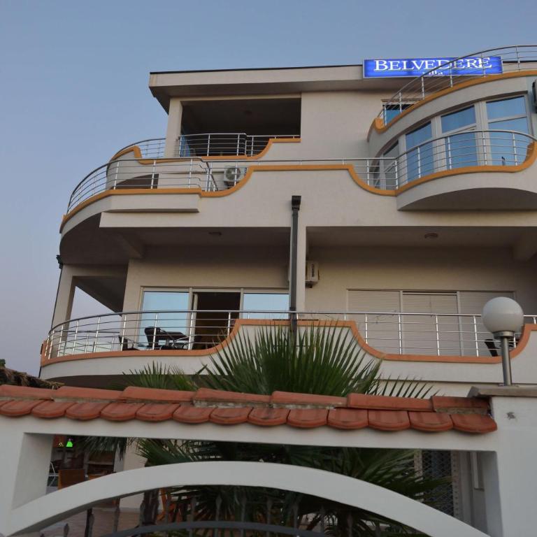 Belvedere Apartments with Seaview - Deluxe Apartment - 21