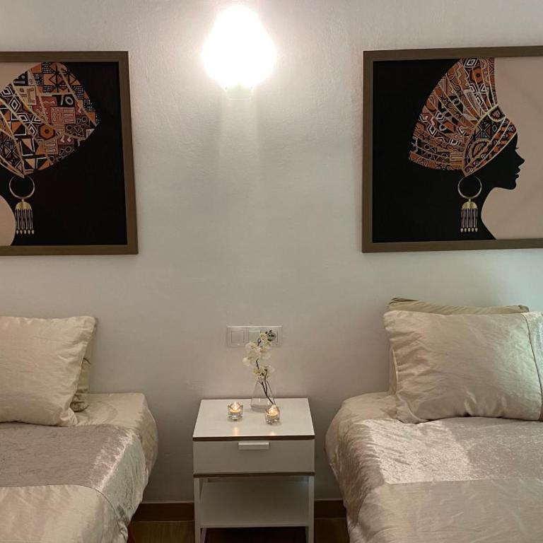 Capaldi Luxury Holiday Rentals Puerto Marina Benalmadena - Apartment - 16