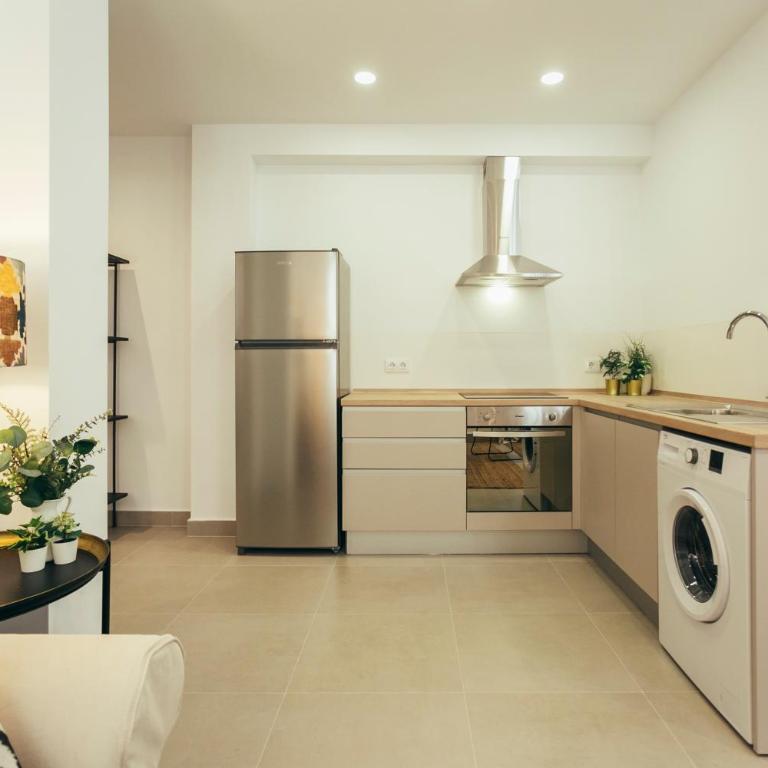 Tu casa en el corazón de Triana - Apartamento de 2 dormitorios - 15