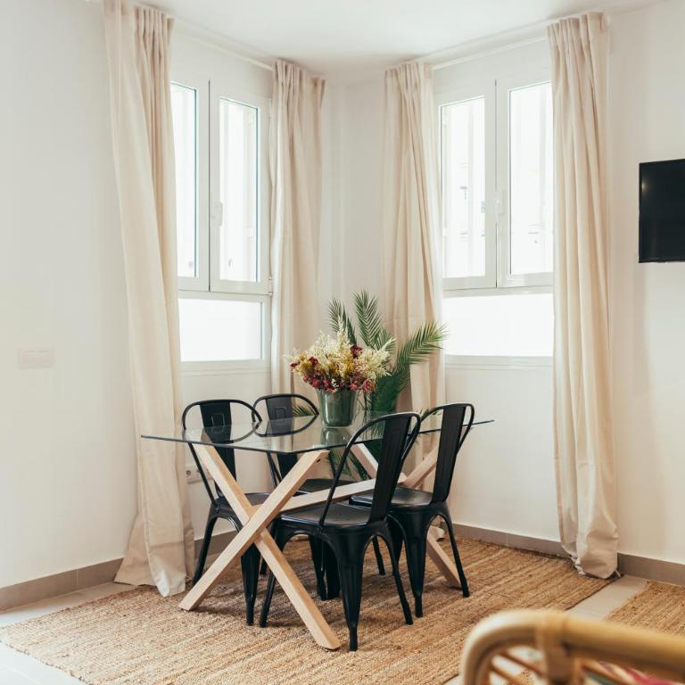 Tu casa en el corazón de Triana - Apartamento de 2 dormitorios - 11