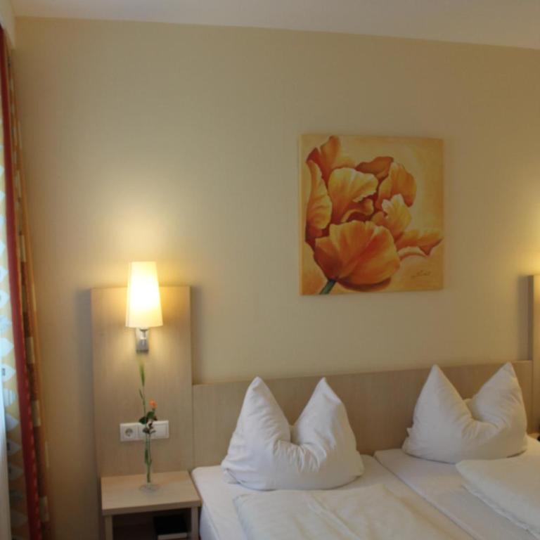 Hotel Petzengarten - Doppel- oder Zweibettzimmer - 5