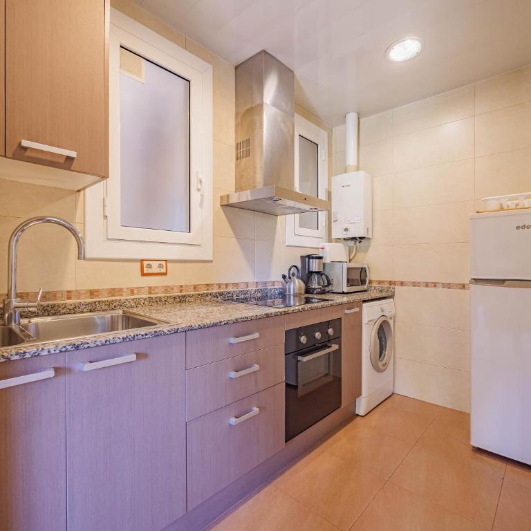Absolute Sagrada Familia - Apartment with 4 Balconies - 9