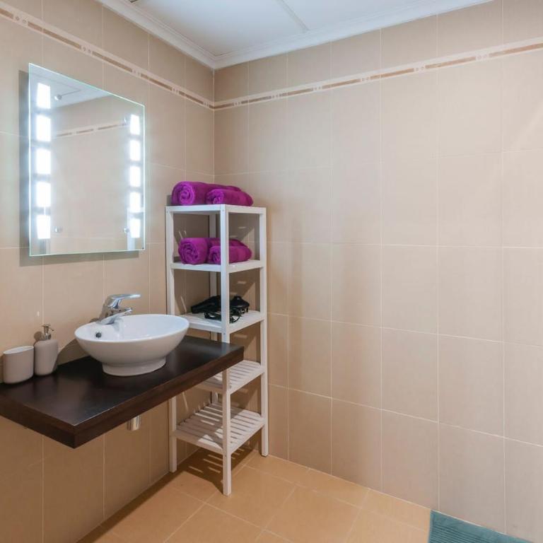 Ático duplex Touriplaya SOLO FAMILIAS - Three-Bedroom Apartment Duplex with Terrace - 51