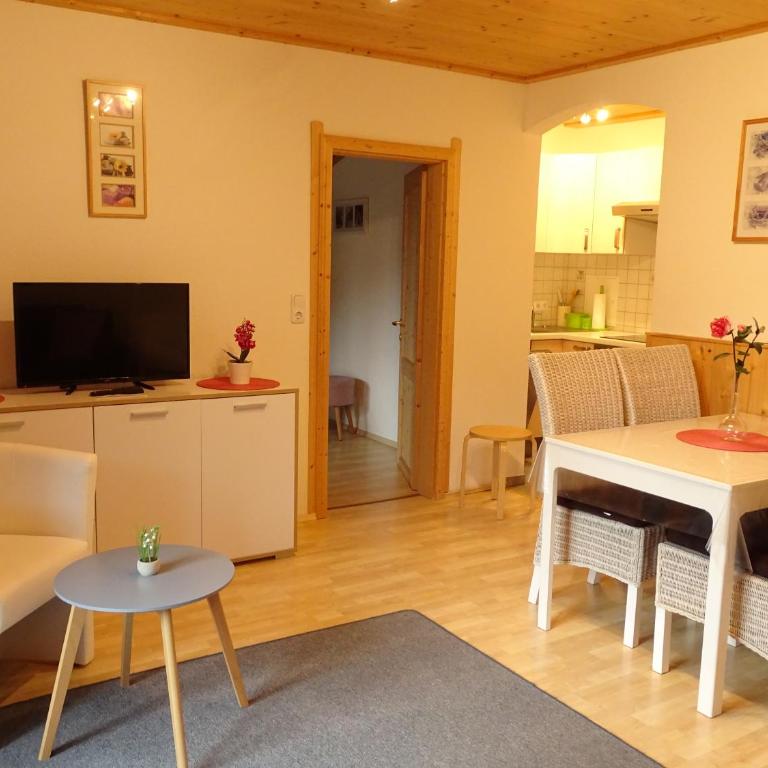Appartementhaus Hochkönig 1 - Alpenrose - Apartment mit Balkon - 10
