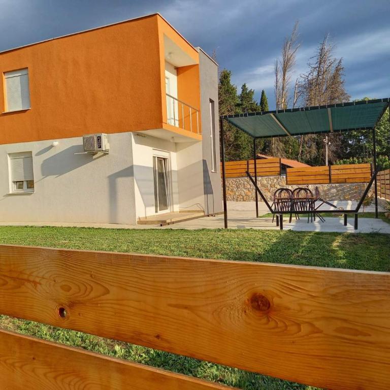 Apartman Nikocevic 2 - Two-Bedroom Villa - 17