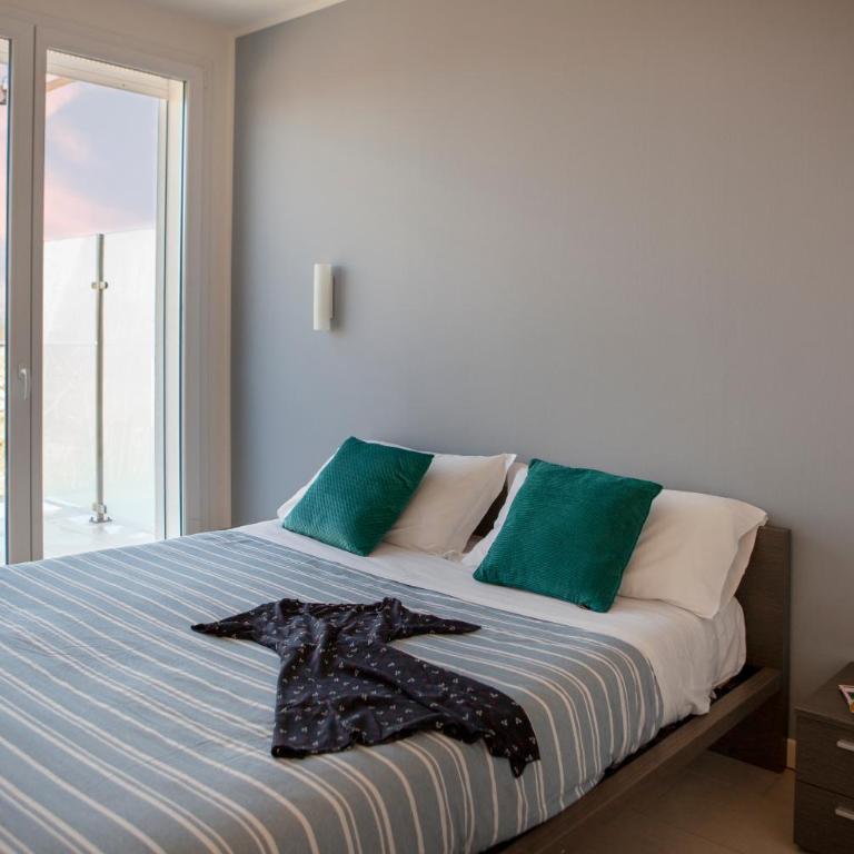 Residence Sunrise - Attico con 2 Camere da Letto e Balcone - 8