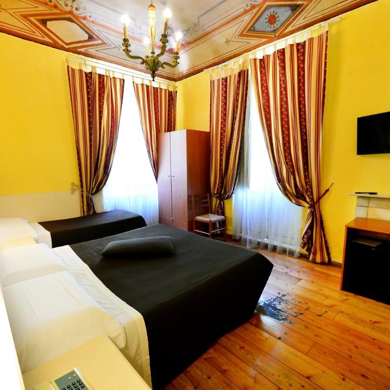 Hotel Iris - Camera Tripla - 6