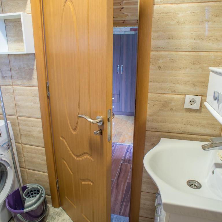Holiday home Mountain sight - Three-Bedroom House - 22