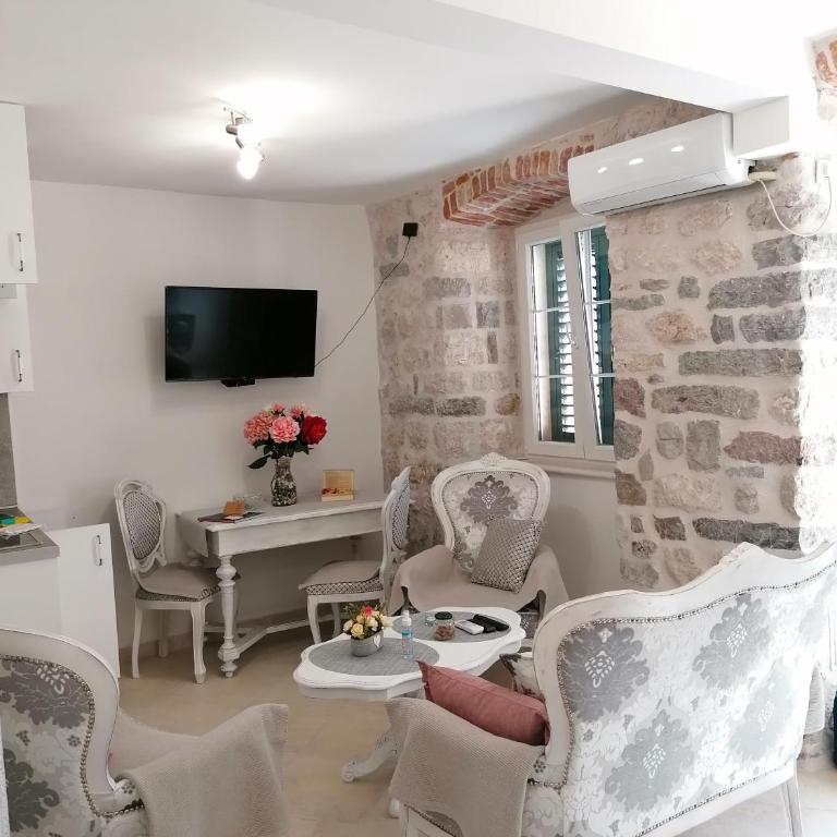 New renovated Old Town Martiva Apartment - Apartment - 5