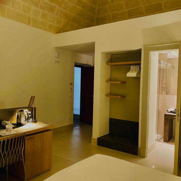 Euvodia Luxury Rooms - Suite con Vasca - 9