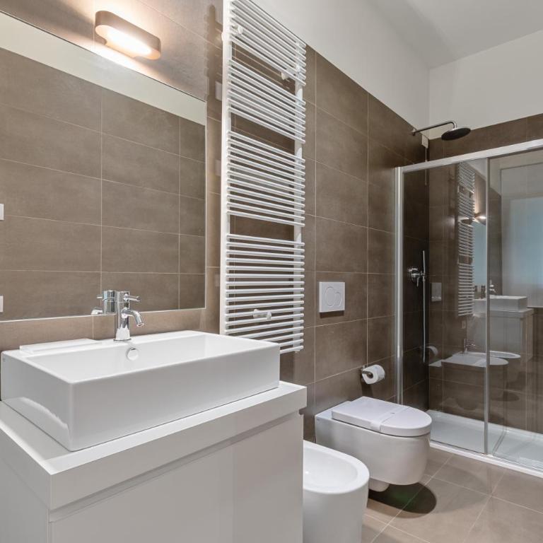 JOIVY Treviso Vittoria - Two-Bedroom Apartment with Terrace - Cadorna - 13