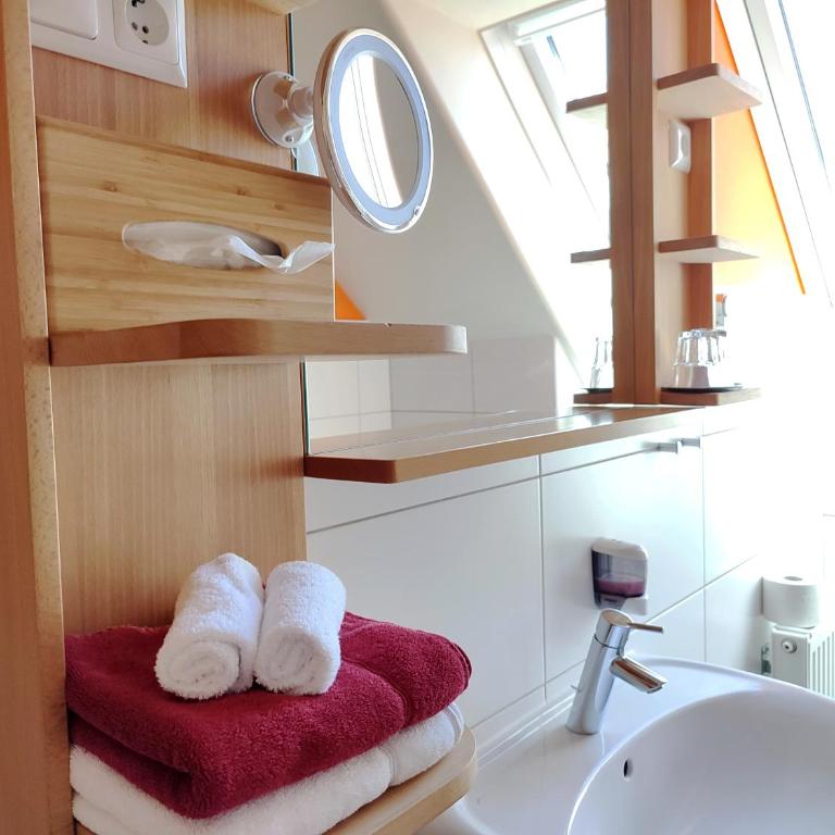 Weingut Winzerzimmer Rothschädl - Deluxe Doppelzimmer mit Balkon - 11