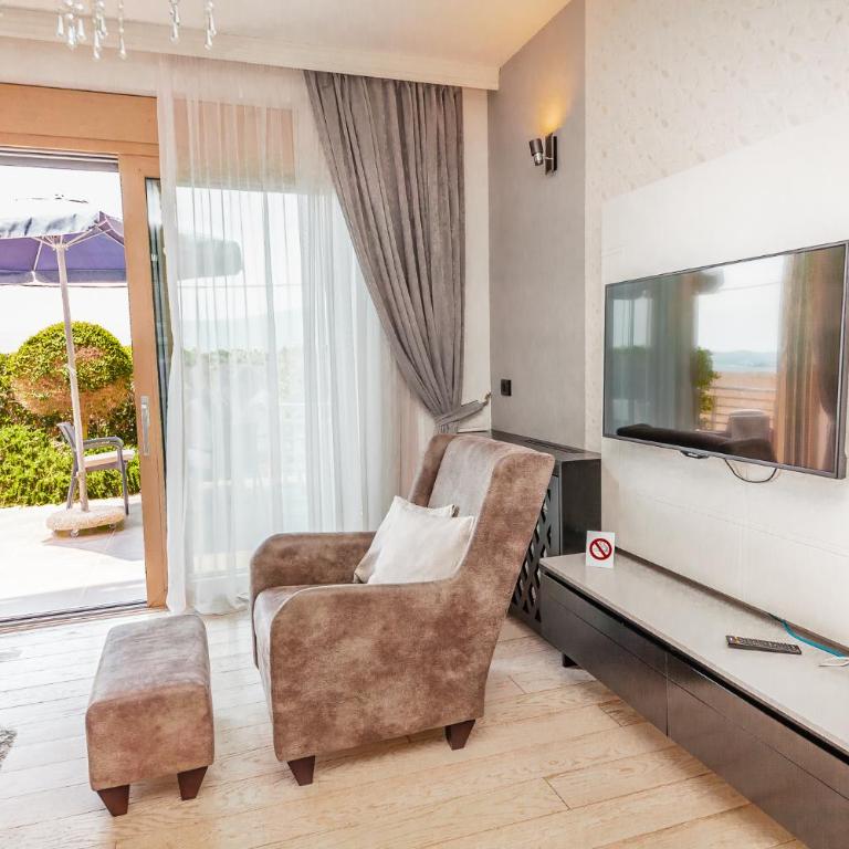Apartments Villa Jelena - Apartman sa 2 Spavaće Sobe i Balkonom - 13