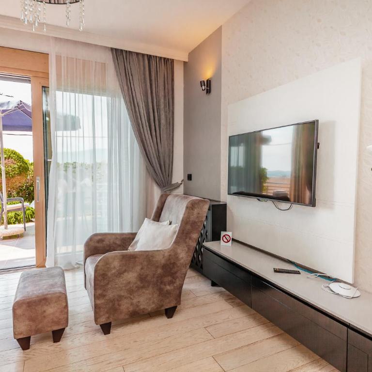 Apartments Villa Jelena - Apartman sa 2 Spavaće Sobe i Balkonom - 24