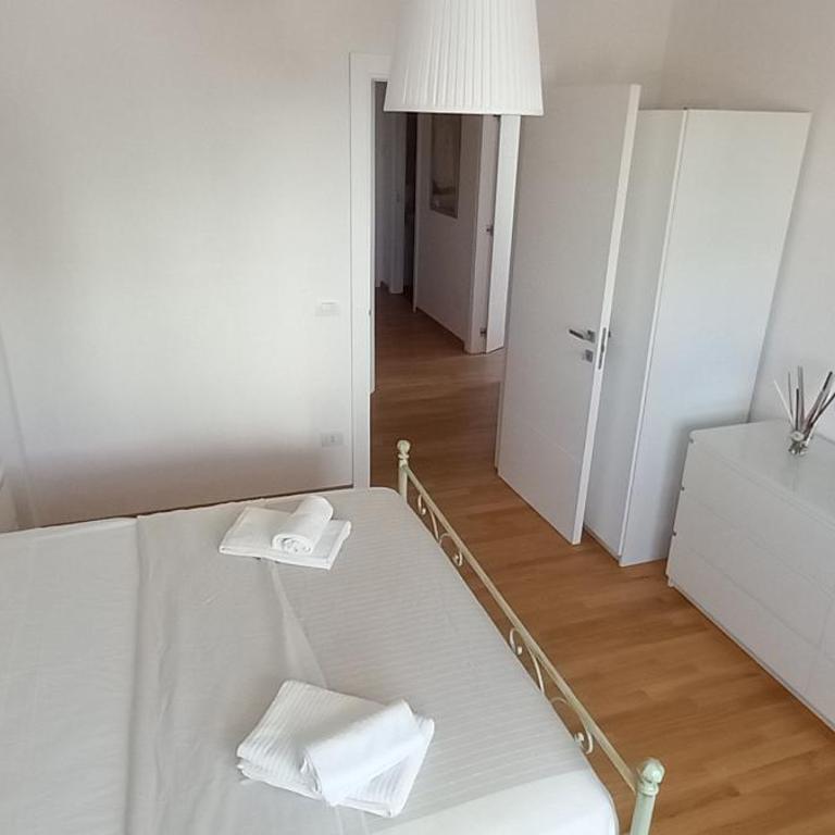 Central Apartment con tre camere da letto - Appartamento con 3 Camere da Letto - 5