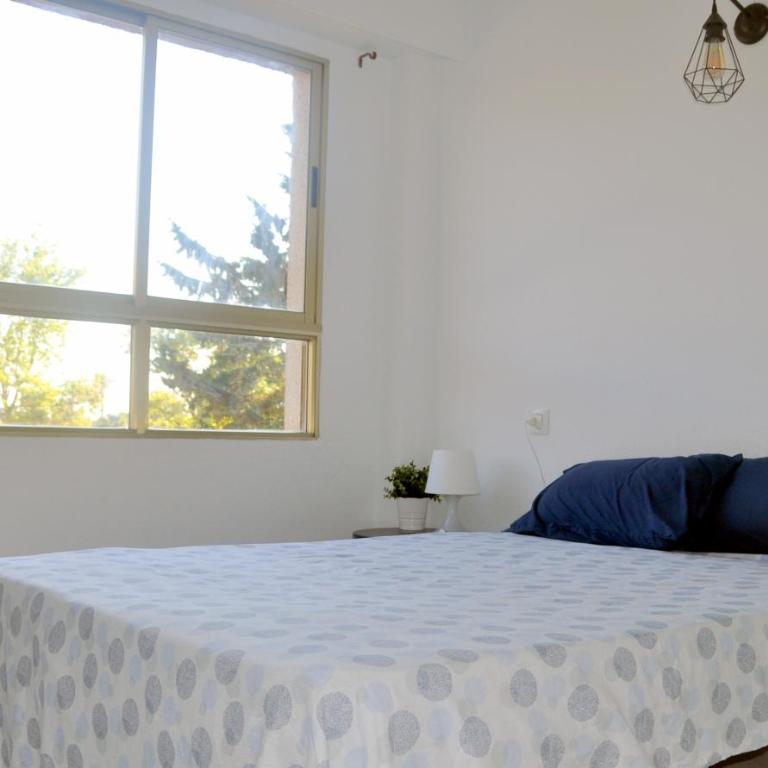 Apartamento con piscina y parking - Apartamento de 2 dormitorios - 4