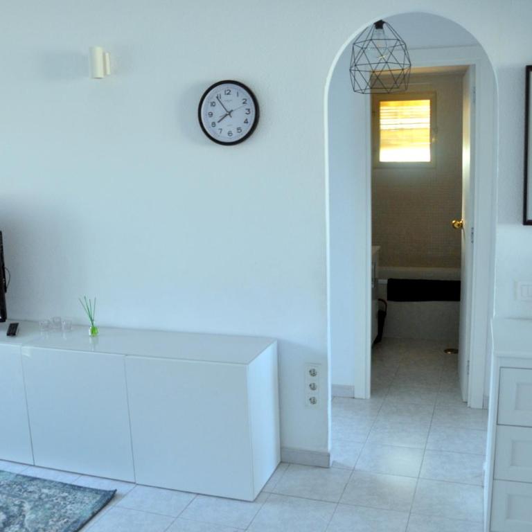 Apartamento con piscina y parking - Apartamento de 2 dormitorios - 19