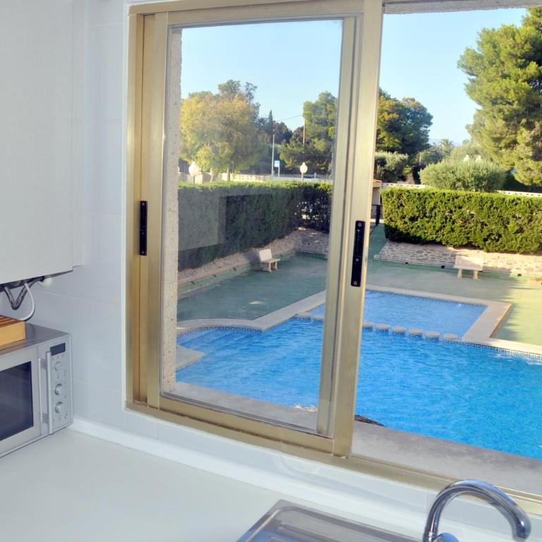 Apartamento con piscina y parking - Apartamento de 2 dormitorios - 27