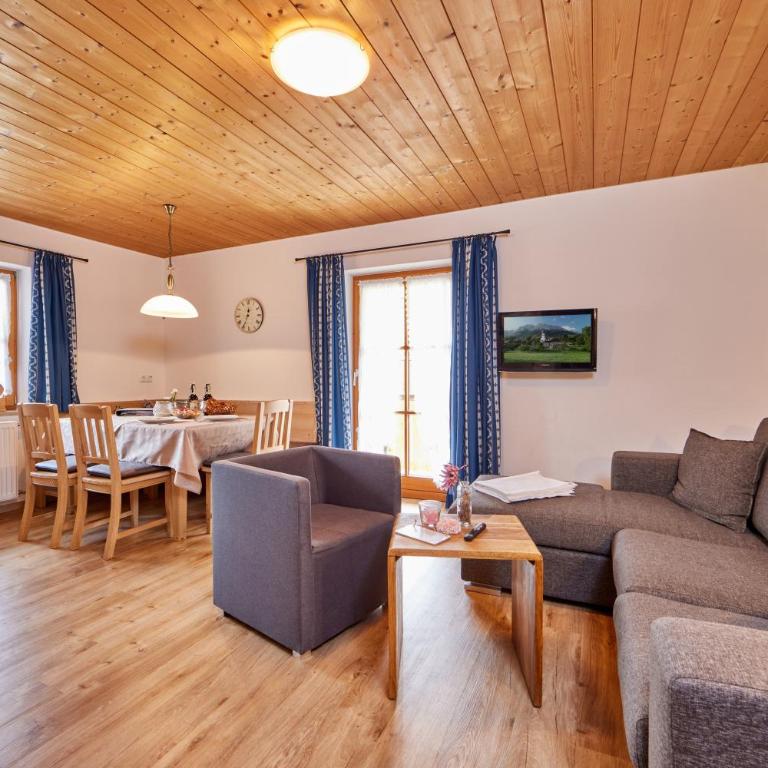 Ferienwohnungen Pfanzelter - Ferienwohnung mit Bergblick - 5