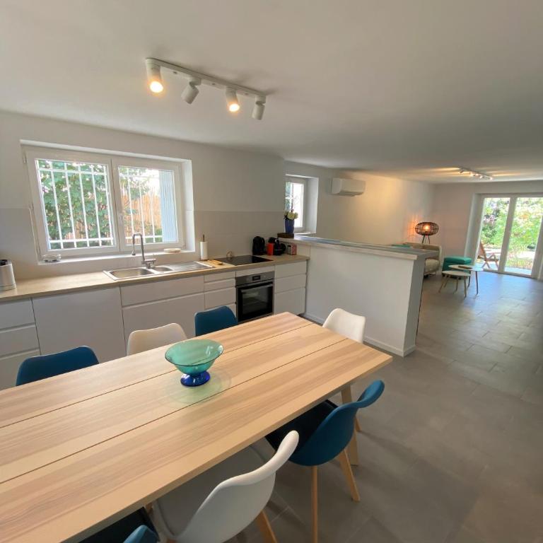 appartement rez de villa proche port et plages de Sanary - Apartamento de 3 dormitorios - 36