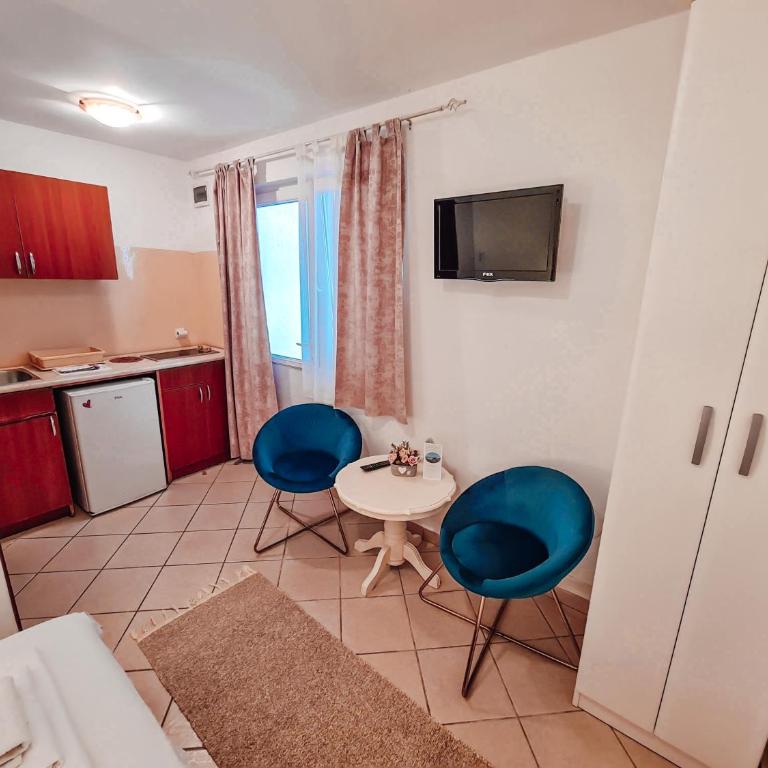 Mediterranean Retreat Becici - Standardna Dvokrevetna Soba sa Bračnim Krevetom - 10