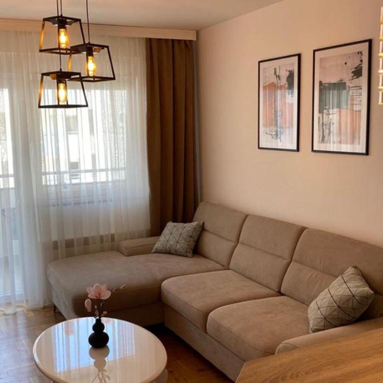 La Perla - One-Bedroom Apartment - 2