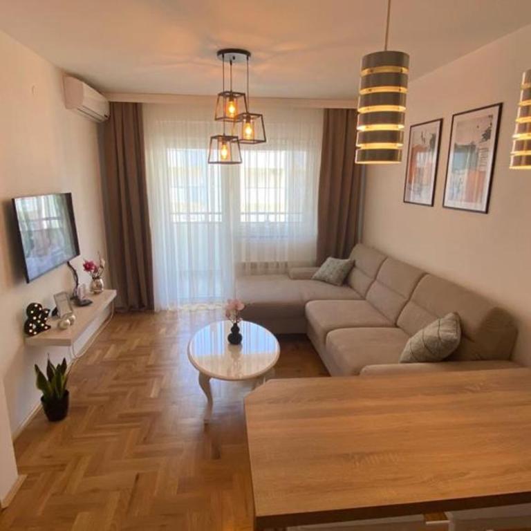 La Perla - One-Bedroom Apartment - 3