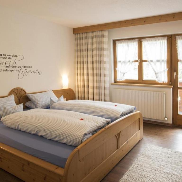 Landhaus Rudigier - Doppelzimmer mit Dusche - 3