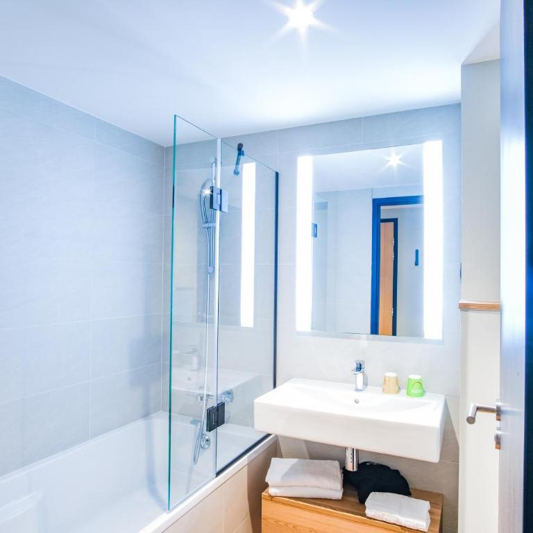 ibis Styles Albertville - Chambre Double Standard - 6