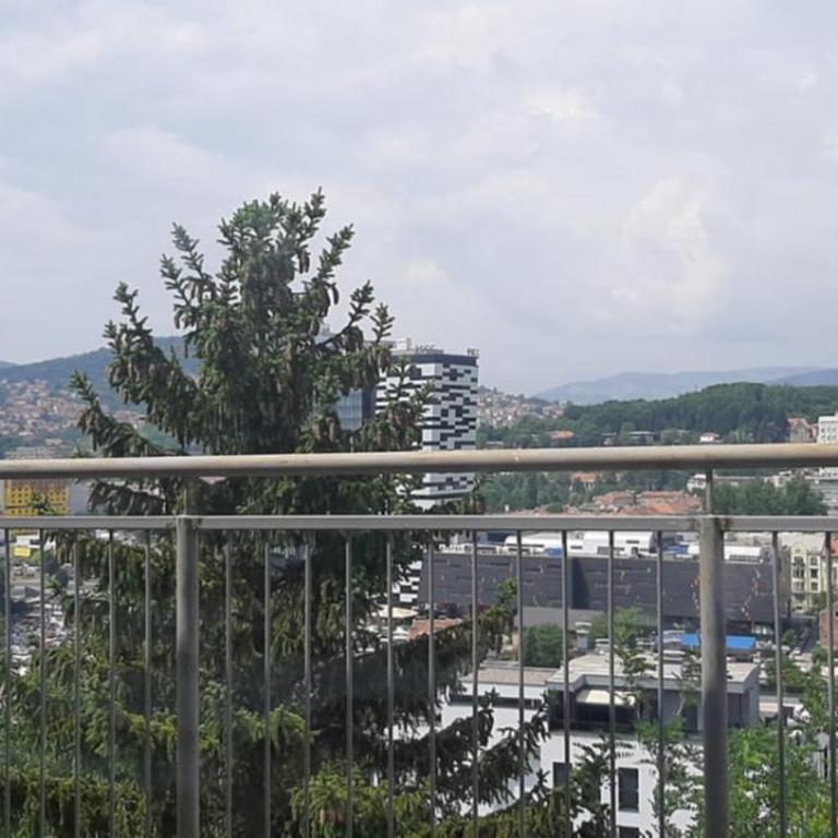 Beautiful View Of Sarajevo Center - Deluxe Studio - 3