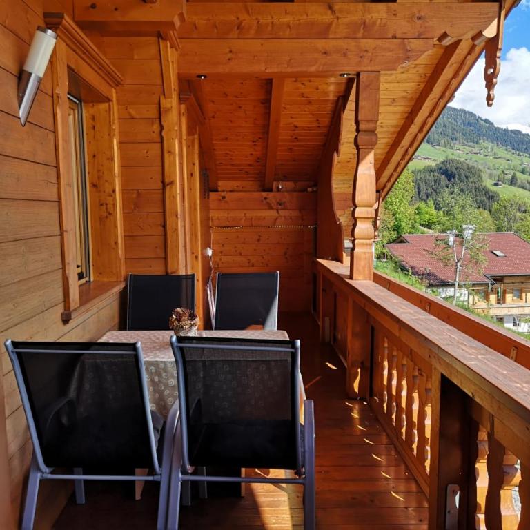 Haus Kristall - Deluxe Doppel-/Zweibettzimmer mit Bergblick - 6