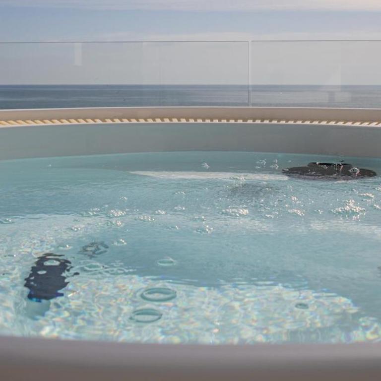 Beachfront Penthouse with private parking - Apartment mit 3 Schlafzimmern - 50