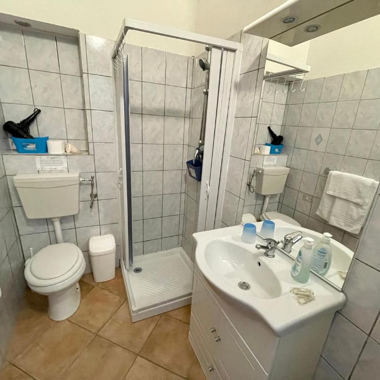 B&B Scala dei Turchi Beach - Camera Tripla con Bagno Privato - 4