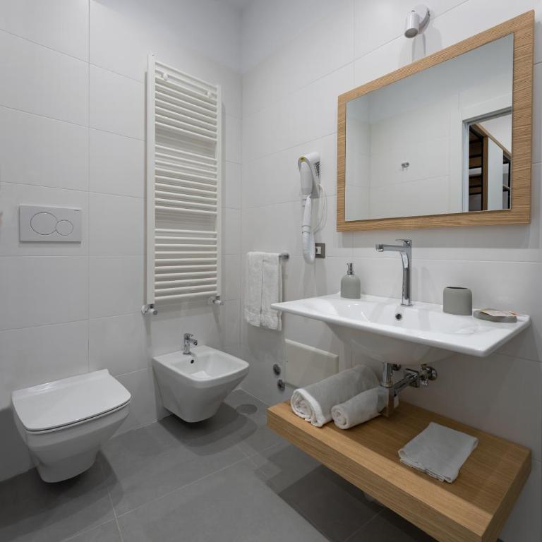 HSuites Luxury B&B - Camera King con Vista Mare - 1