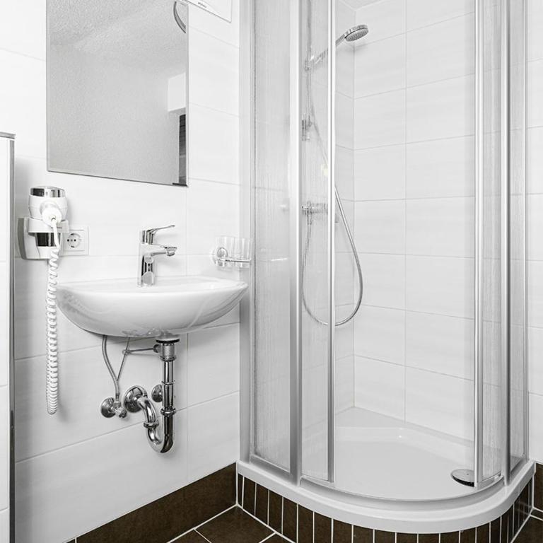 Pension Berggeist - Standard Doppelzimmer - 2