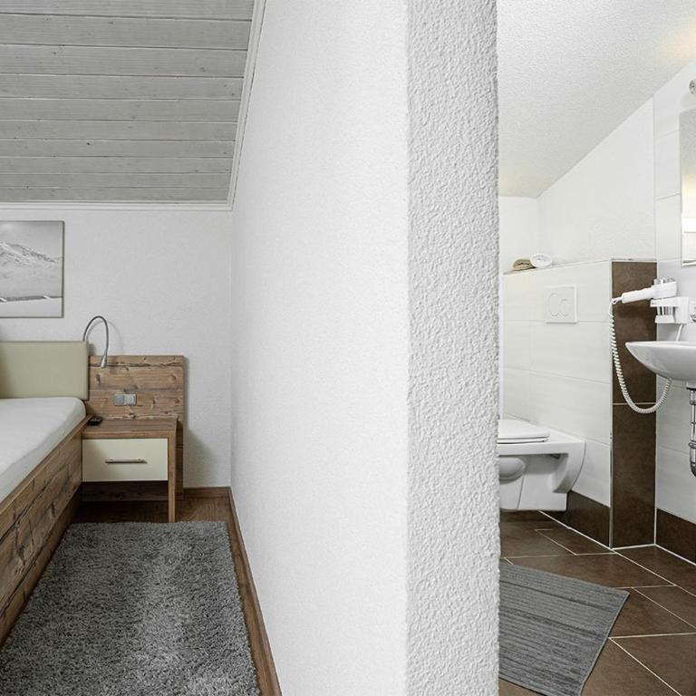 Pension Berggeist - Standard Doppelzimmer - 1